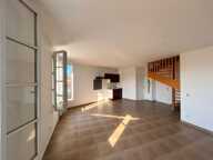 Appartement À Vendre - Superbe duplex - Dernier étage avec ascenseur — photo 2