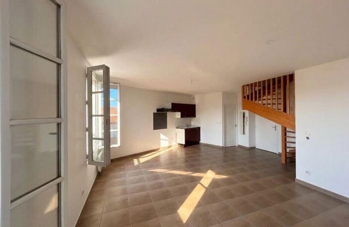 Appartement À Vendre - Superbe duplex - Dernier étage avec ascenseur — photo 2