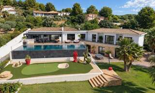 Maison 9 Pièces 350 m² à vendre à La Cadière-d'Azur (83740)