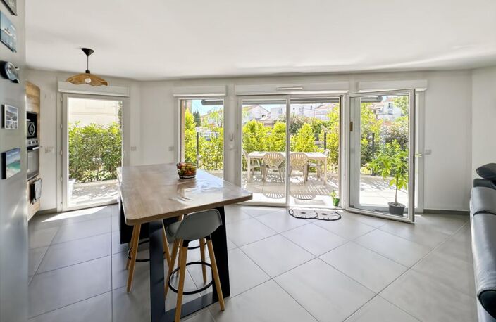 A 200 m des plages, au calme, magnifique T3 de 76 m2 + garage + parking de 17 m2 boxable — photo 5