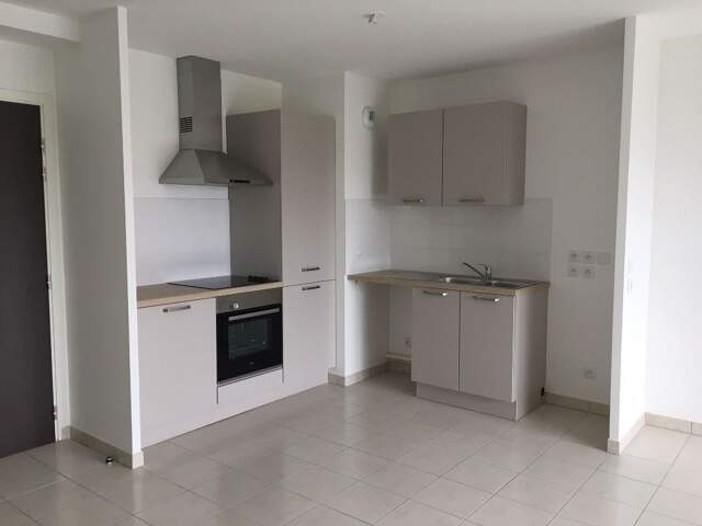 Appartement récent disponible le 13 octobre 2026 — photo du bien