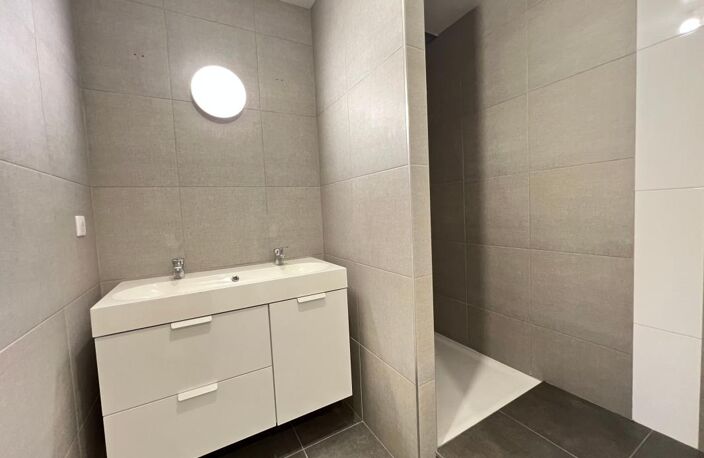 Appartement T3 À Vendre avec garage — photo 4