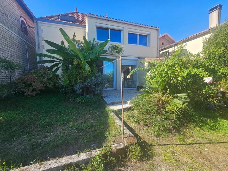 Maison avec belle vue Saintes location à l'année — photo 1