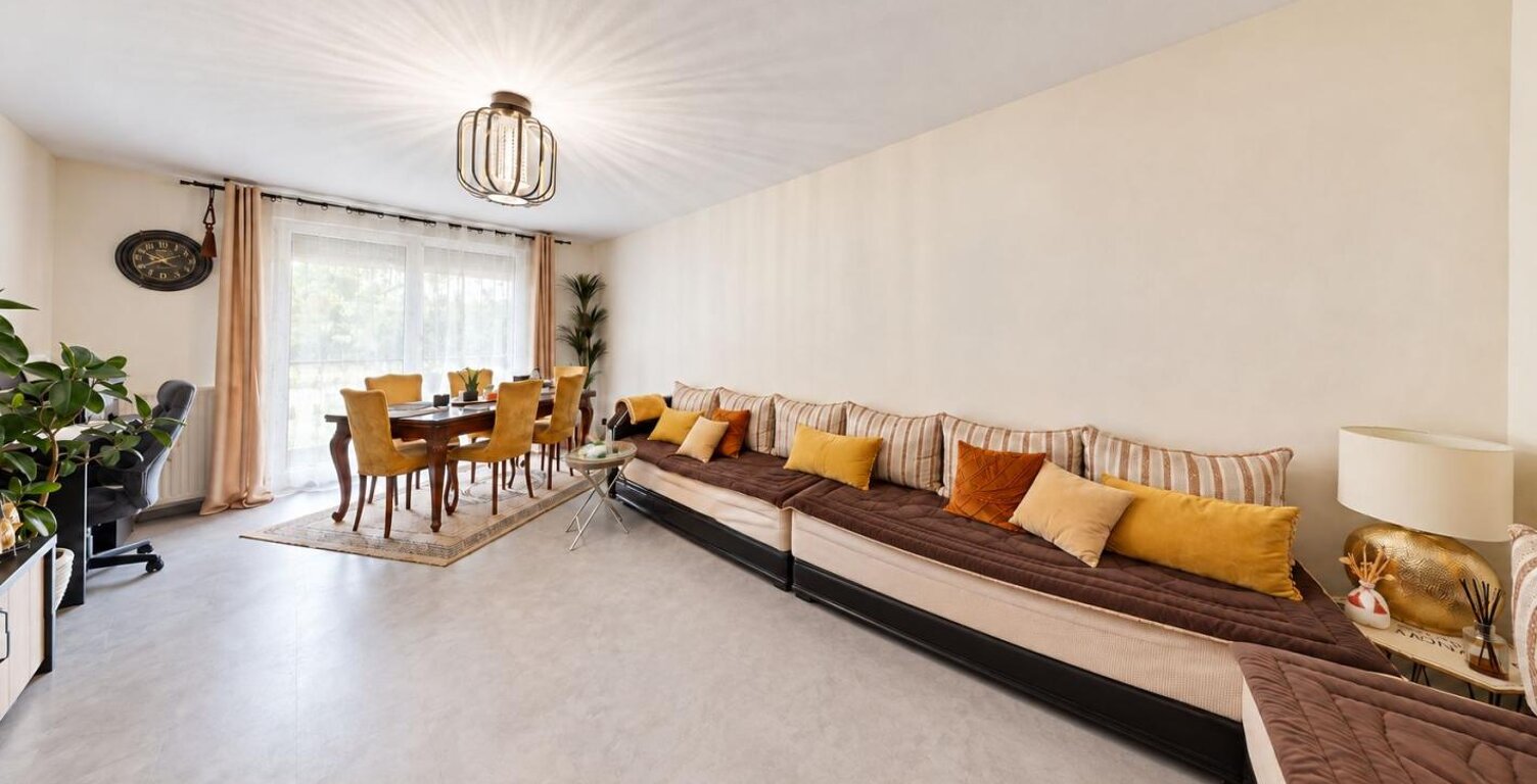 Appartement À Vendre T4 loué de 89 m² avec balcon, parking et cave — photo 1