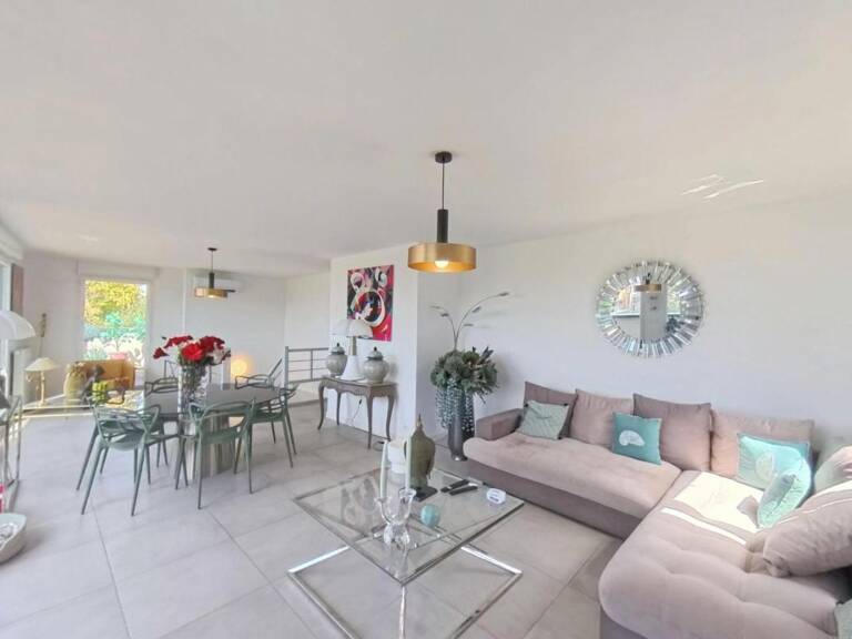 Appartement T4 112m2 À Vendre Esprit « maison sur le toit » au pied du métro Patte d’Oie terrasses 90m2
 2 places de parking en s/sol — photo 1