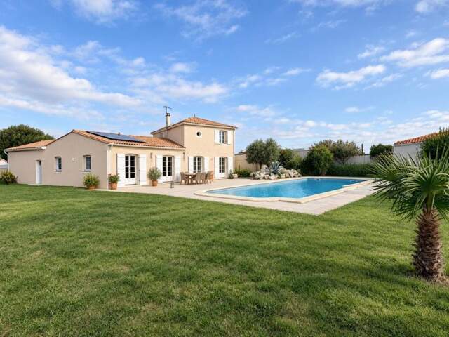 Maison À Vendre — photo du bien