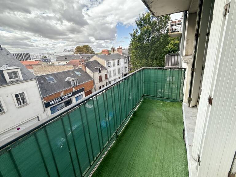 ✨ LUMINEUX T2 AVEC BALCON, PARKING & CAVE — HYPER-CENTRE D'ORLÉANS  ️ — photo 1