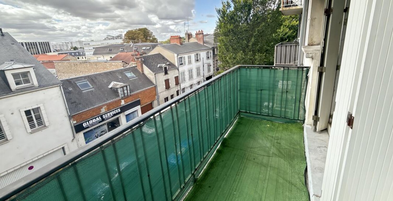 ✨ LUMINEUX T2 AVEC BALCON, PARKING & CAVE — HYPER-CENTRE D'ORLÉANS  ️ — photo 1