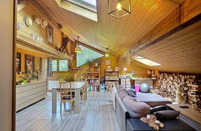 MAGLAND APPARTEMENT T4 DUPLEX 70 M2 CARREZ , 110M2 Superficie Totale240 000 euros — photo du bien