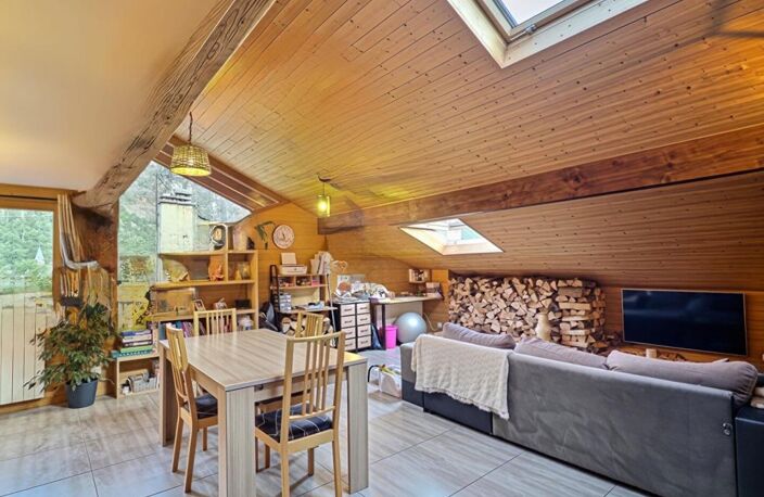 MAGLAND APPARTEMENT T4 DUPLEX 70 M2 CARREZ , 110M2 Superficie Totale240 000 euros — photo 2