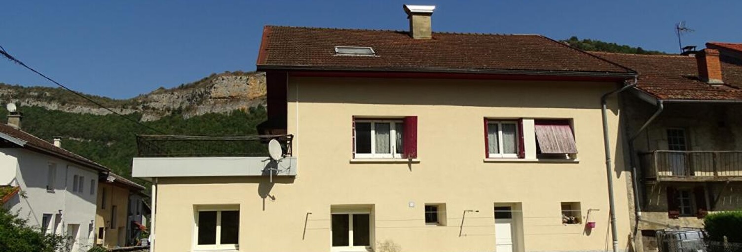 Maison 6 Pièces 185 m² à vendre à Vaux-lès-Saint-Claude (39360)