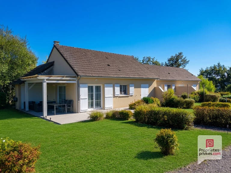 Superbe propriété de plain-pied, piscine et parc de 6 400 m² — photo 1