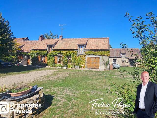 Houdan et Gambais proche / Longère de charme avec dépendance / Centre village — photo du bien