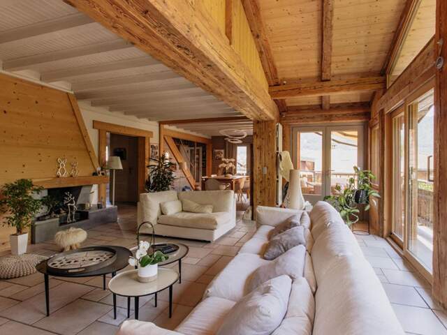 Maison Sallanches 8 pièce(s) 217 m2 — photo du bien