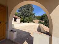 Villa de caractère  5 pièces 147 m² Piscine Vue sur le château de Salernes — photo 4