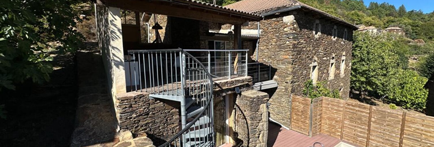 Maison 9 Pièces 162 m² à vendre à Sablières (07260)