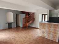 Exclusivité ! Vente aux Enchères. MAISON DATANT DE 1702. 3 CHAMBRES. GRAND TERRAIN. DOUBLE GARAGE — photo 4
