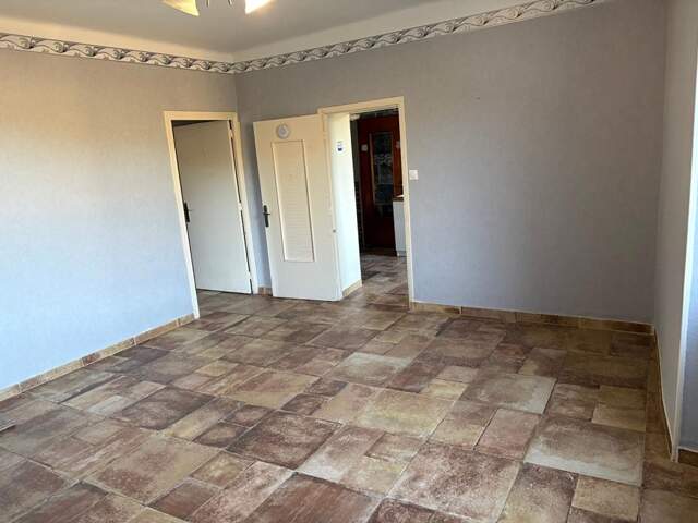 APPARTEMENT 6 PIÈCES — photo du bien