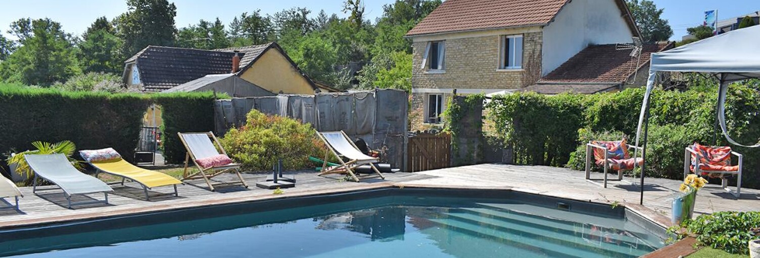 Maison 10 Pièces 210 m² à vendre à Saint-Geniès (24590)