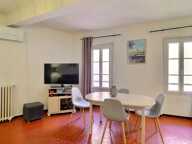 CENTRE VILLE SANARY SUR MER - APPARTEMENT DE TYPE 3 - — photo 4