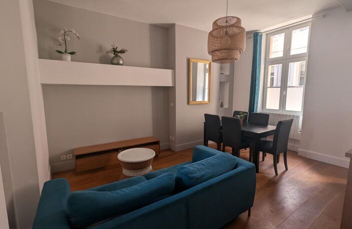Appartement T3 meublé – Centre-ville de Bayonne — photo 2
