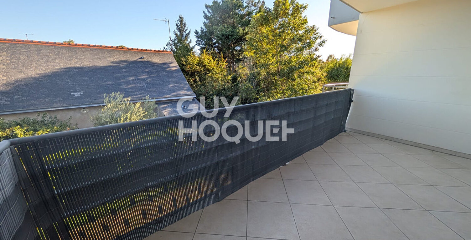 SAINT CYR CENTRE AU CALME — photo 1