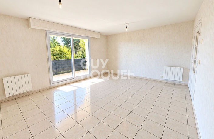 SAINT CYR CENTRE AU CALME — photo 2