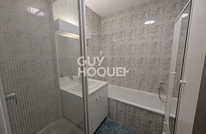 SAINT CYR CENTRE AU CALME — photo 5