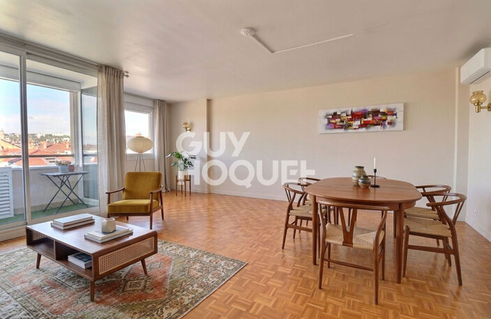 T5 en duplex comme une maison sur les toits - Saxe Gambetta — photo 2