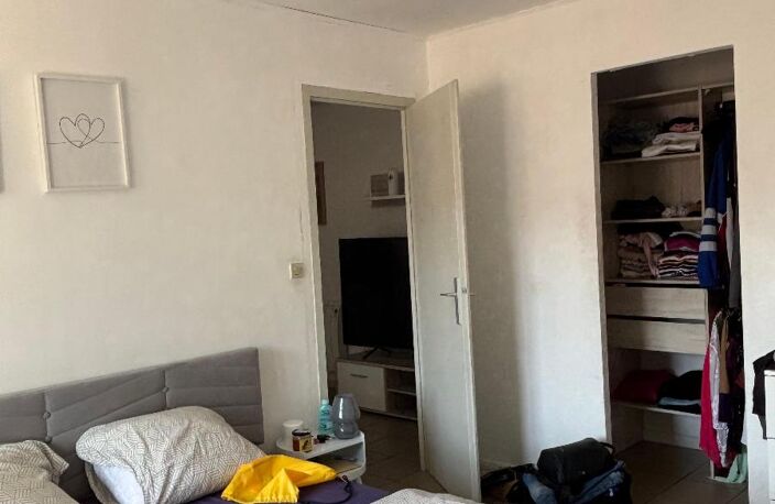 Location appartement 2 pièces 47 m² à Vaulx-en-Velin (69120) — photo 3