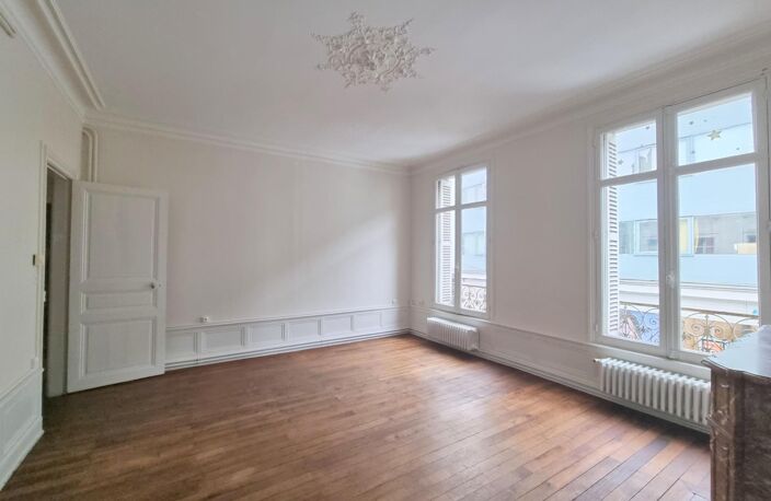 Location appartement 3 pièces 77 m² à Tours (37000) — photo 2