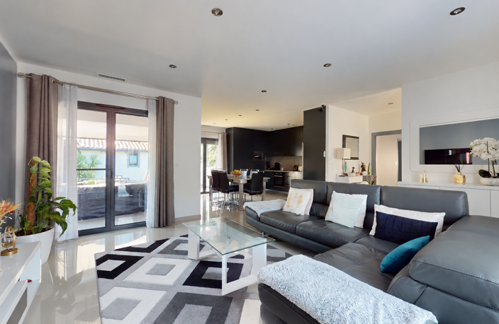 Superbe Villa 5 pièces avec double garage et jardin 700 m2 à — photo 3