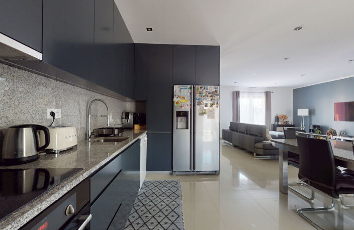 Superbe Villa 5 pièces avec double garage et jardin 700 m2 à — photo 4