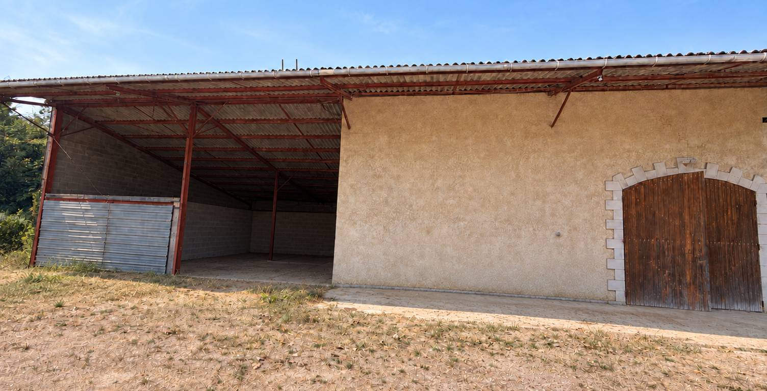 Bâtiment Agricole  900m2 — photo 1