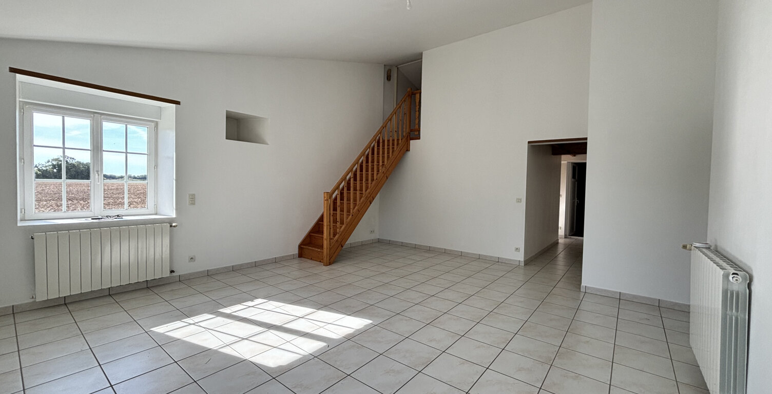 Maison T4 bis - Echillais — photo 1