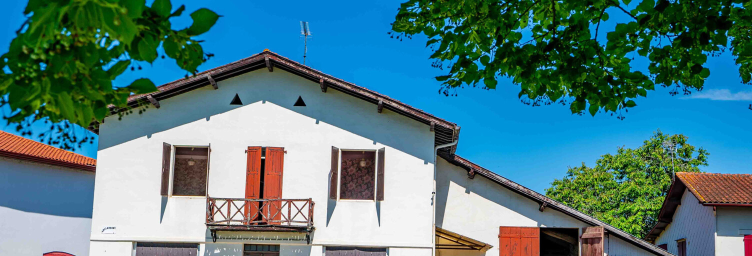 Maison 5 Pièces 170 m² à vendre à Saint-Palais (64120)