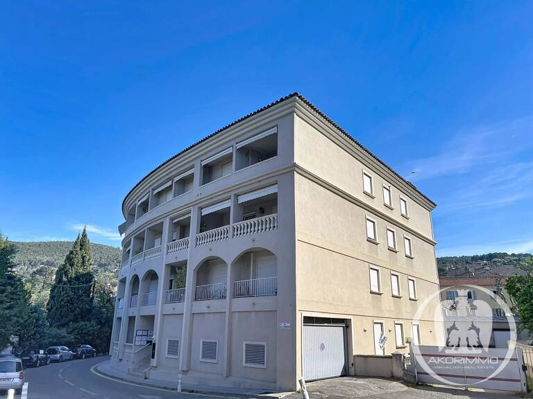 LOCAL COMMERCIAL - DRAGUIGNAN - 129M2 - BELLE OPPORTUNITÉ — photo 1