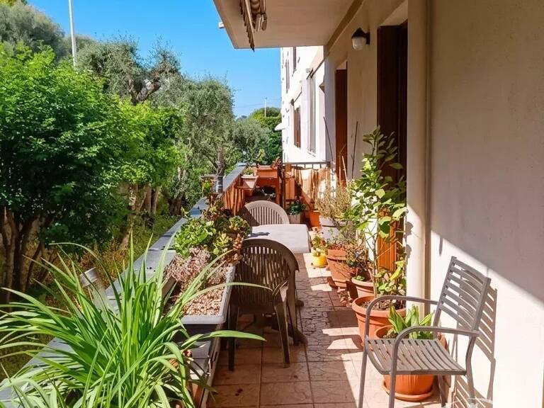 MONT BORON - APPARTEMENT - 3 PIECES - PARKING -TERRASSE - CAVE - LOGGIA - CALME - SECURITÉ — photo 1