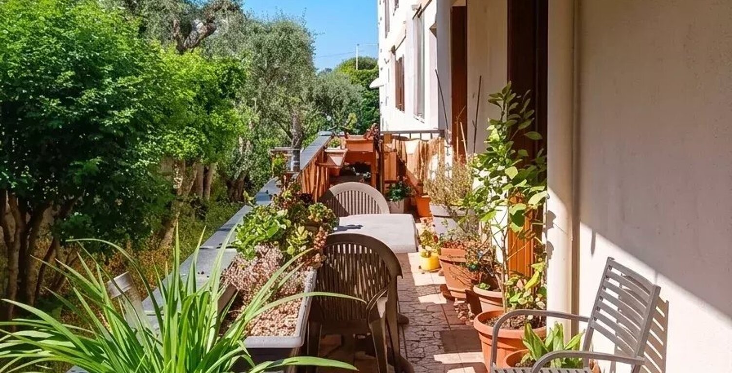 MONT BORON - APPARTEMENT - 3 PIECES - PARKING -TERRASSE - CAVE - LOGGIA - CALME - SECURITÉ — photo 1