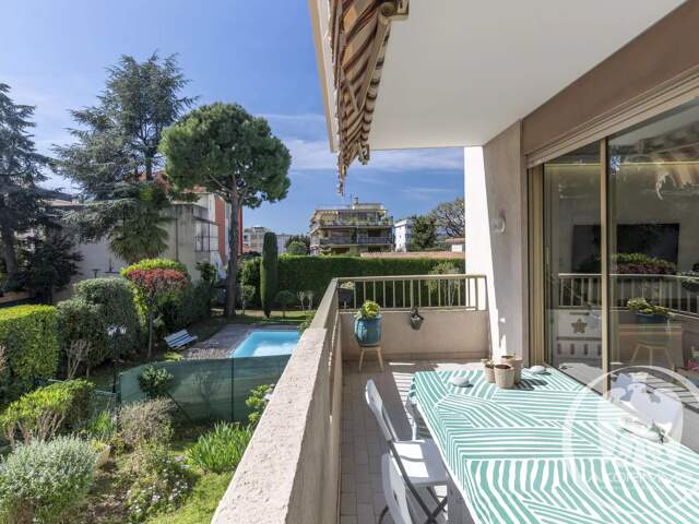 Superbe appartement 4 pièces avec piscine à Saint-Laurent-du-Var — photo du bien