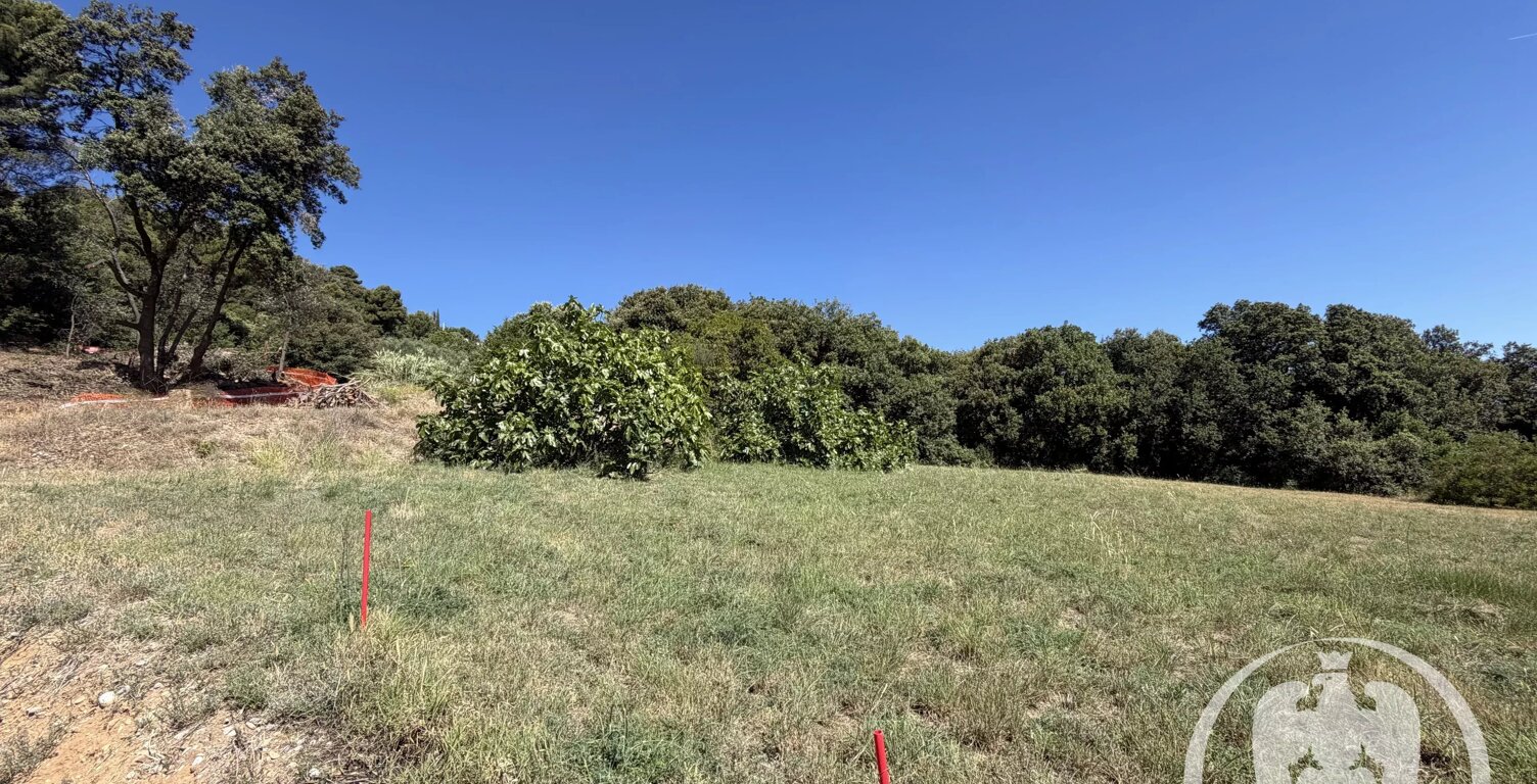 TERRAIN CONSTRUCTIBLE - Saint Laurent du Var — photo 1