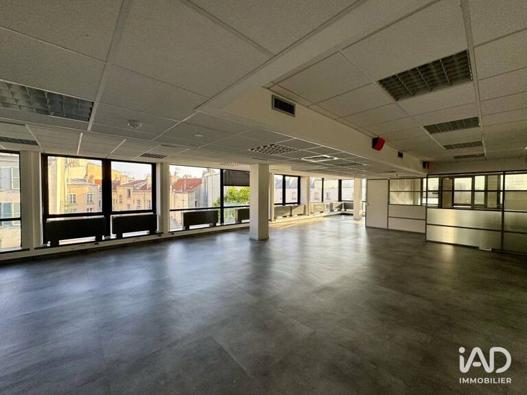 Vente Bureaux 1 236 m&sup2; — photo 1