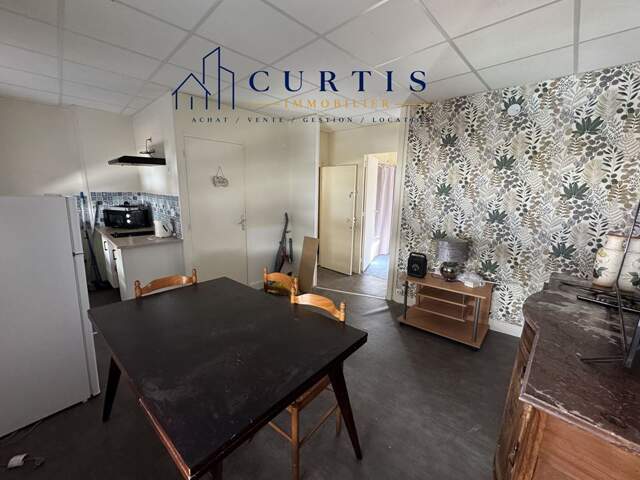 Appartement - 35m ² — photo du bien