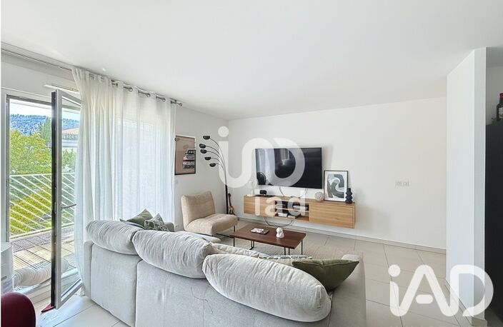 Vente Appartement 3 pièces — photo 2