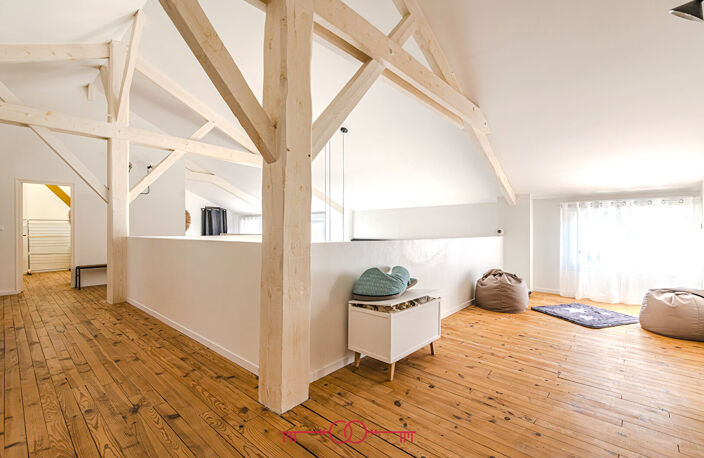 Ancienne grange réhabilitée 312 m²  Cernay-lès-Reims — photo 3