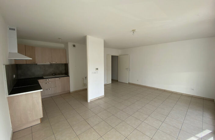 APPARTEMENT RIVES - 3 pièces - 66.5 m² — photo 5