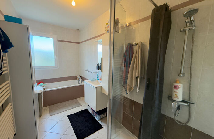 Maison SAINT LAURENT DES AUTELS - 4 pièce(s) 82 m2 — photo 4