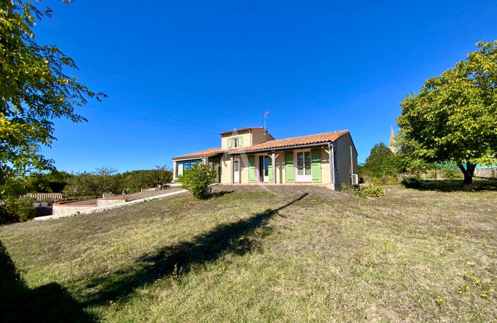 Maison Archiac 5 pièce(s) 139 m2 — photo 2