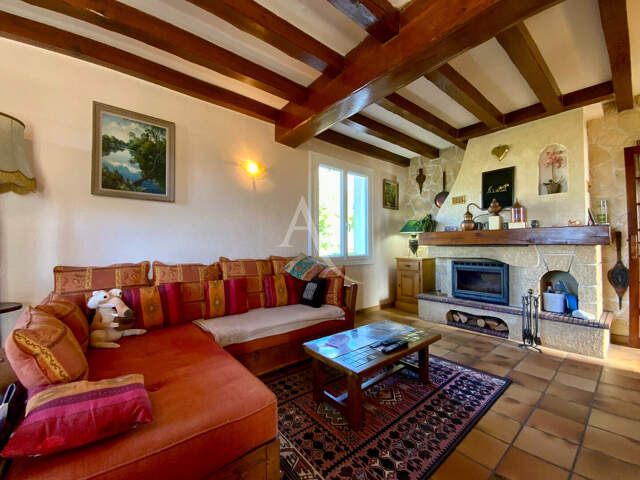 Maison Archiac 5 pièce(s) 139 m2 — photo du bien