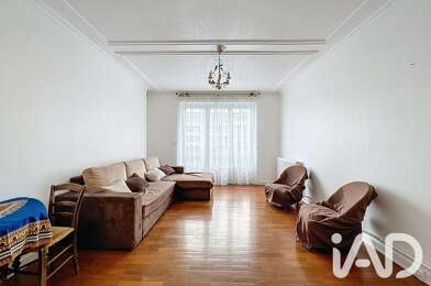 Appartement 4 pièces 990 €